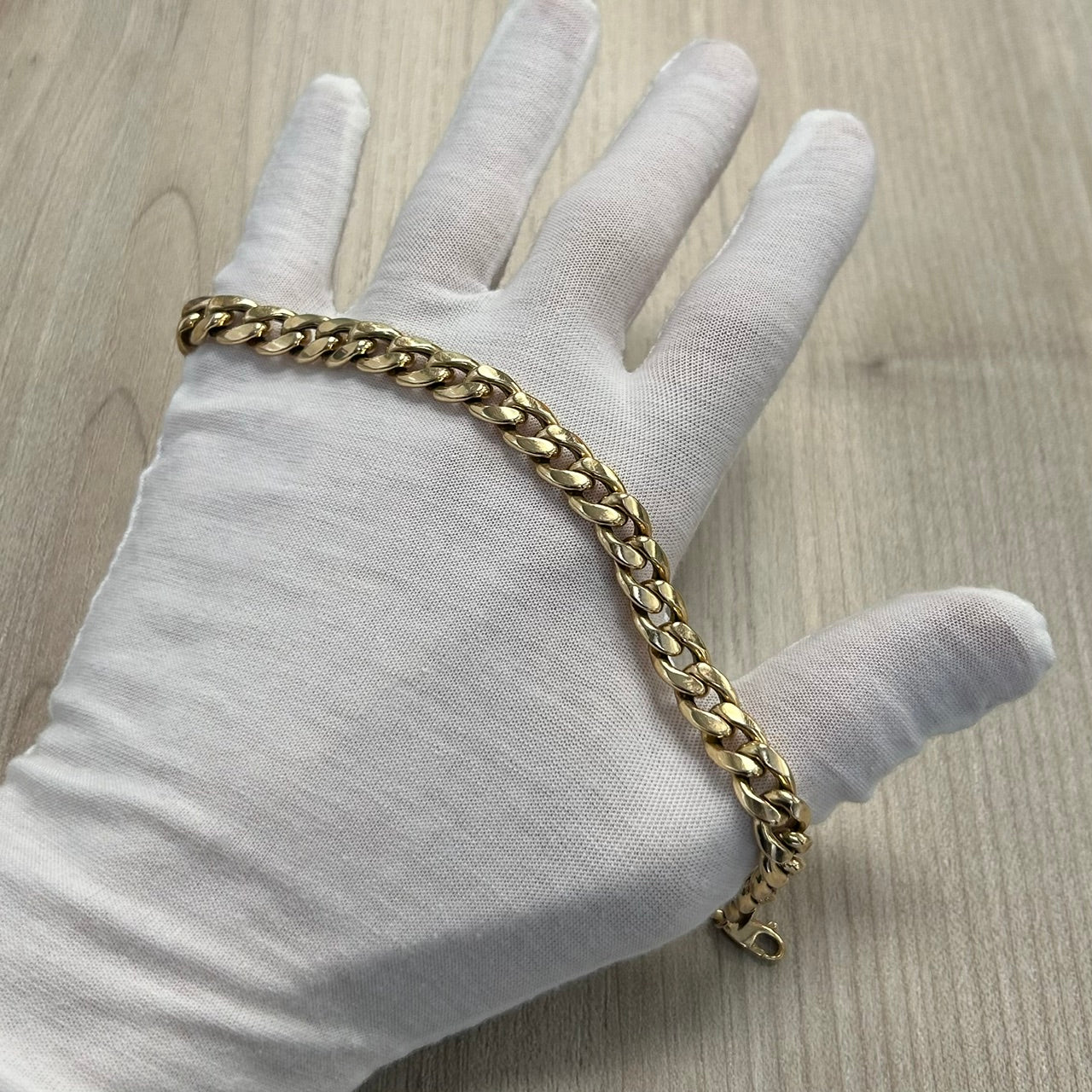 14K Gold Curb Link Bracelet